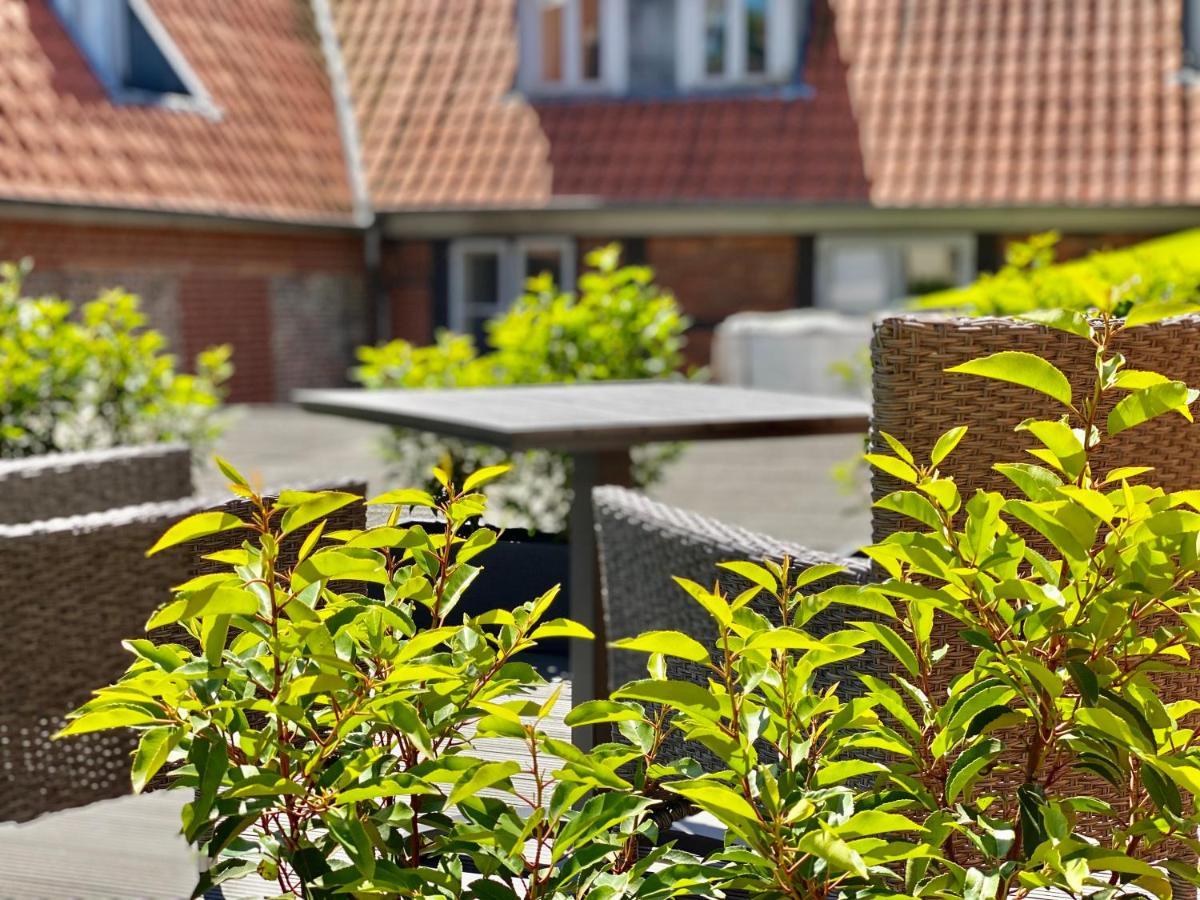 Apartment Schoene Teilweise Mit Dachterrasse Im Herzen Von Itzehoe