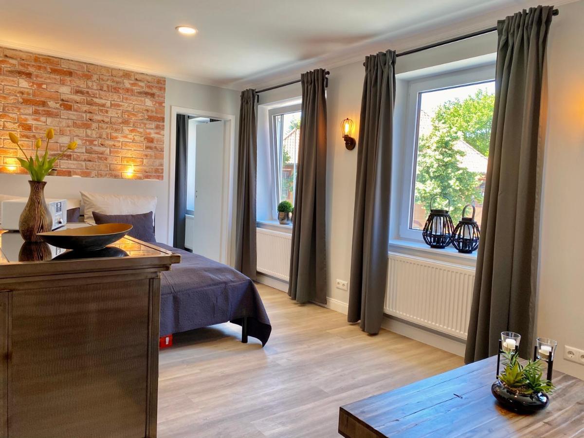 Schoene Teilweise Mit Dachterrasse Im Herzen Von * Itzehoe