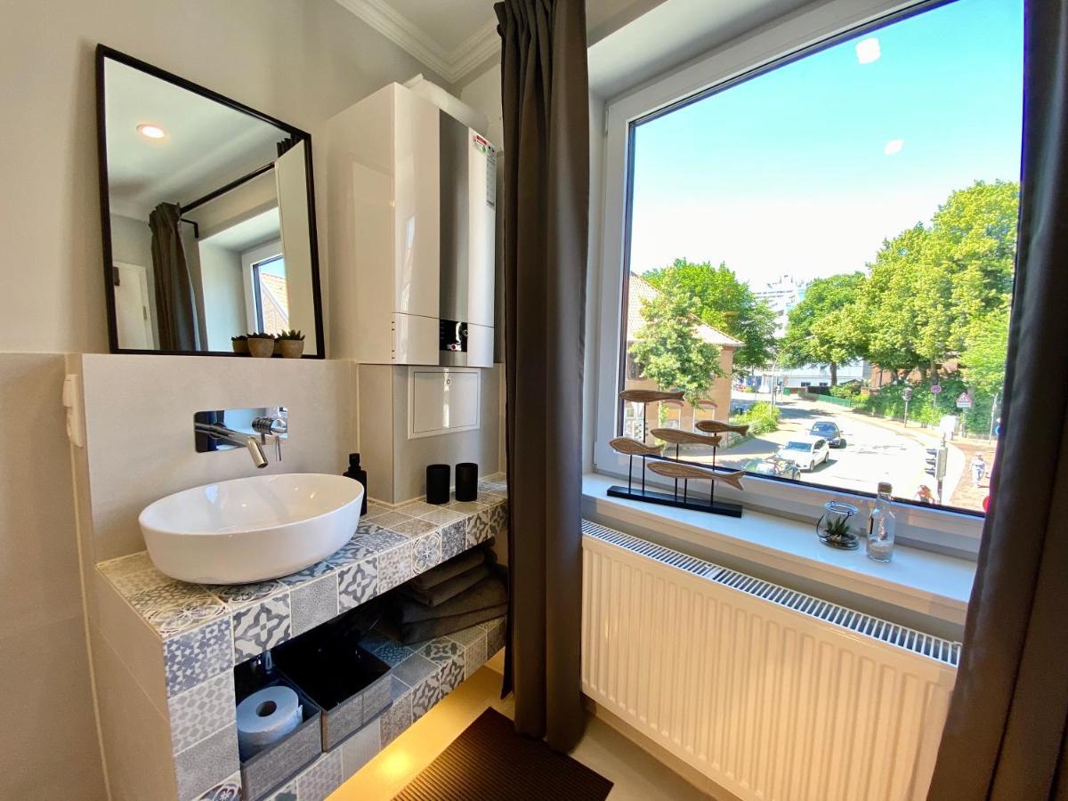 Schoene Teilweise Mit Dachterrasse Im Herzen Von Apartment