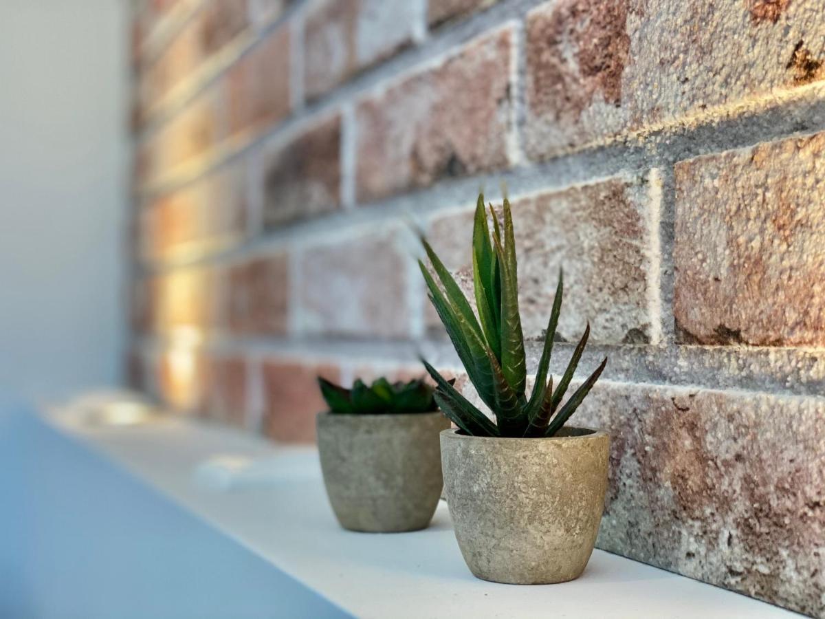 Schoene Teilweise Mit Dachterrasse Im Herzen Von Apartment Itzehoe