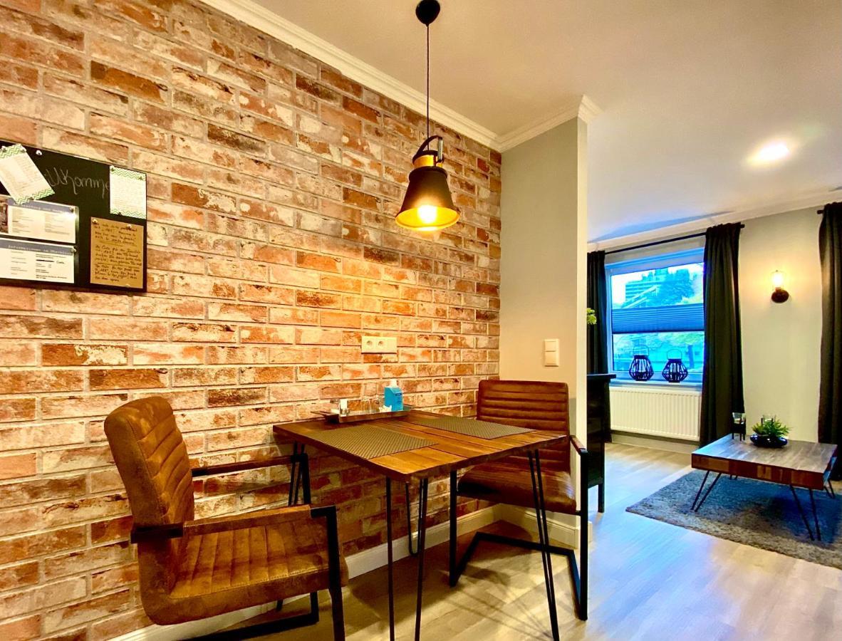 Schoene Teilweise Mit Dachterrasse Im Herzen Von Appartement Itzehoe