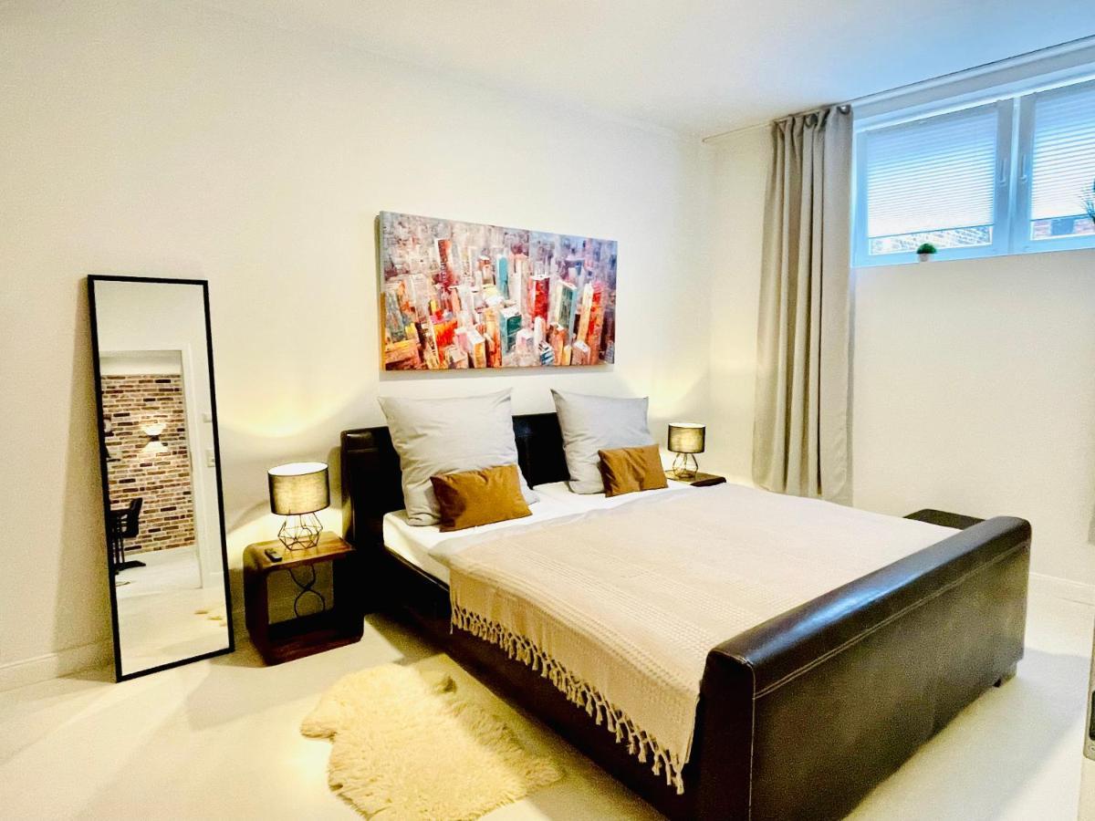 Apartment Schoene Teilweise Mit Dachterrasse Im Herzen Von *