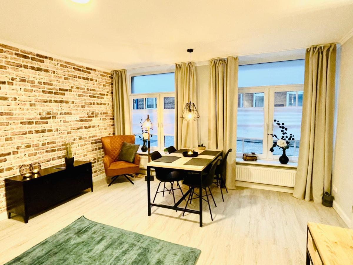 Appartement Schoene Teilweise Mit Dachterrasse Im Herzen Von Itzehoe