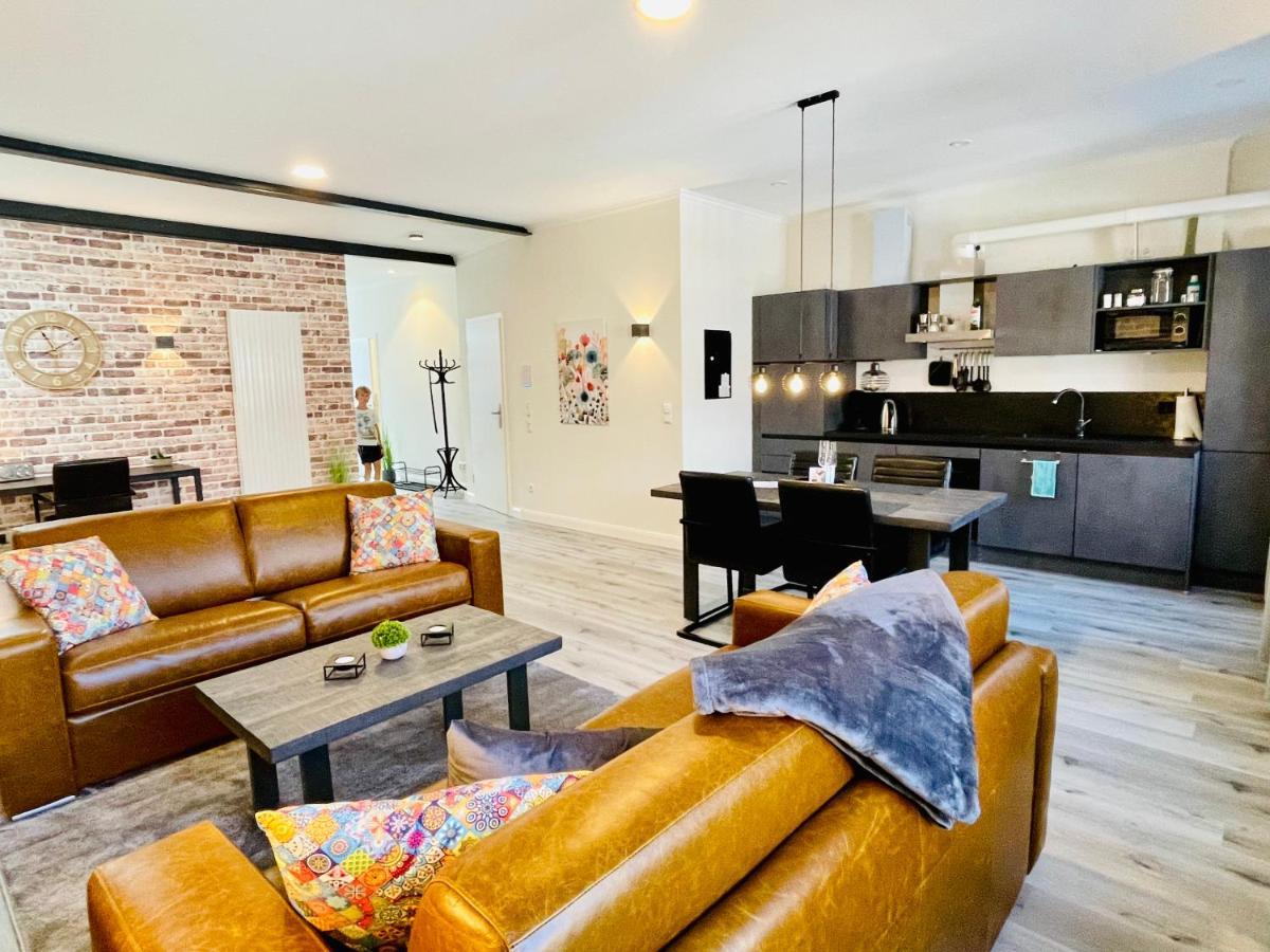 Appartement Schoene Teilweise Mit Dachterrasse Im Herzen Von