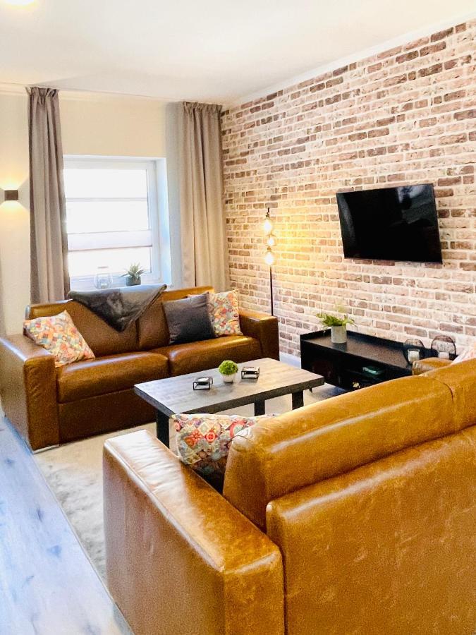Schoene Teilweise Mit Dachterrasse Im Herzen Von Appartement